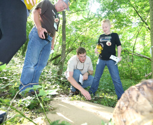 Jarred Brooke teaching about animal prints.